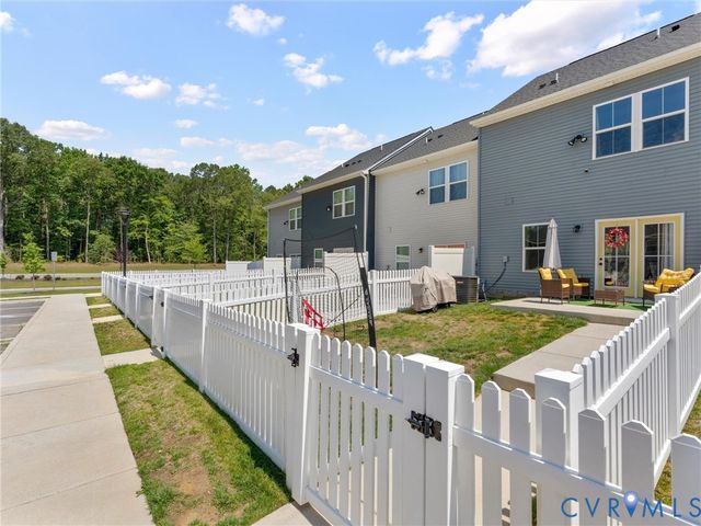 2007 Turtle Pky, Sandston, VA 23150