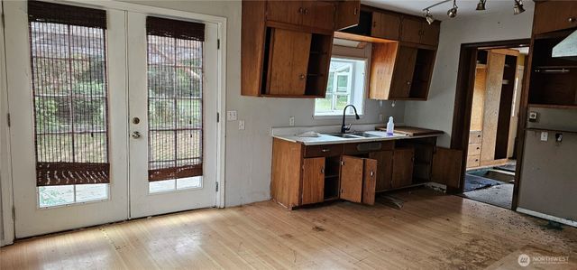 779 Old Willow Lane, Camano Island, WA 98282