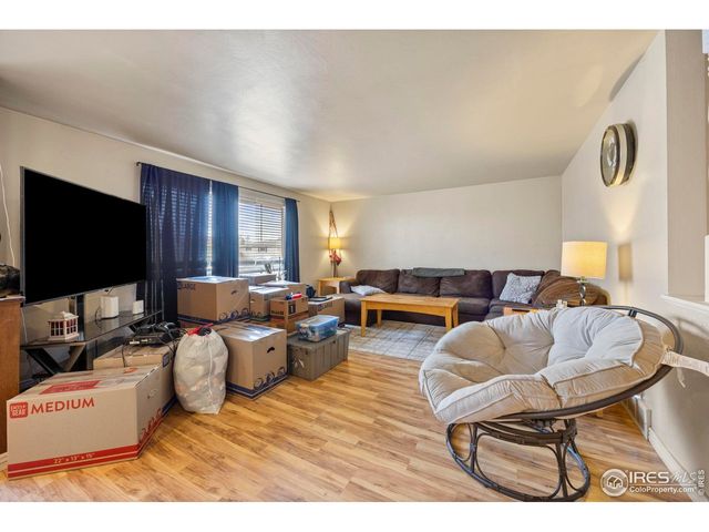 2807 Lakecrest Pl, Loveland, CO 80538