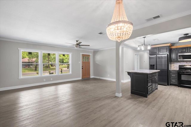 604 Layton, Kilgore, TX 75662