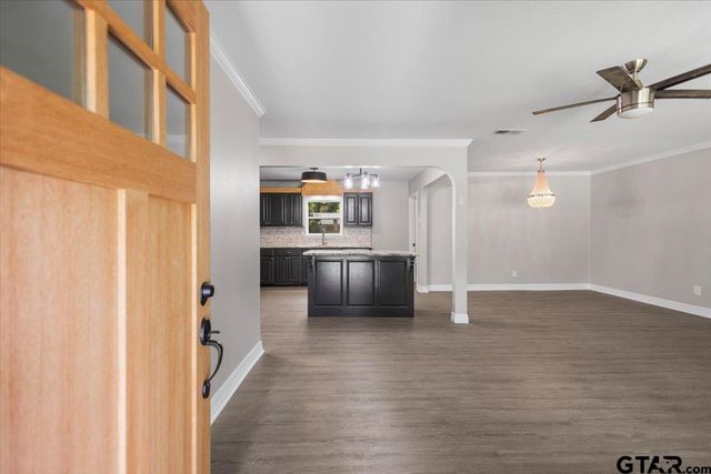 604 Layton, Kilgore, TX 75662