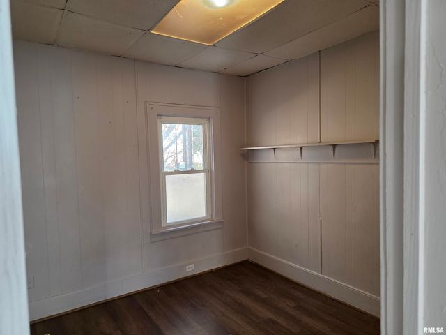 1111 E REPUBLIC Street, Peoria, IL 61603