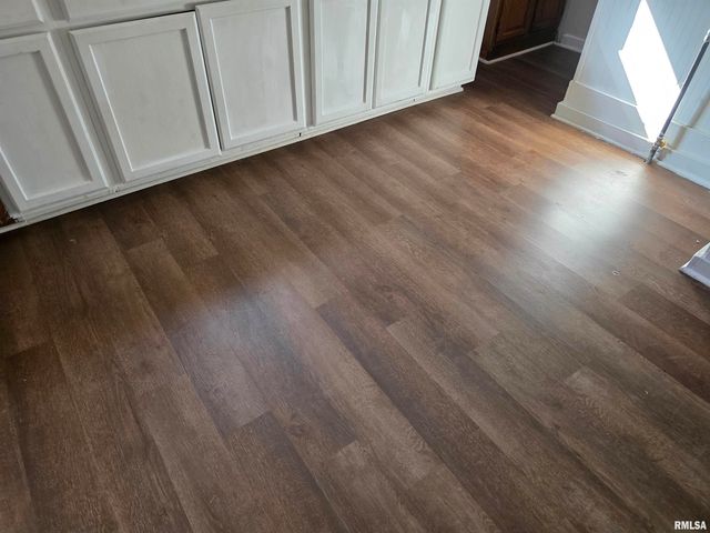 1111 E REPUBLIC Street, Peoria, IL 61603