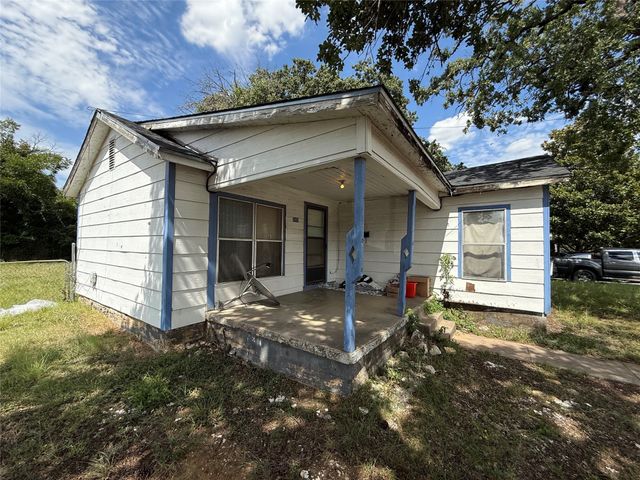 3905 Ermis Street, Haltom City, TX 76111