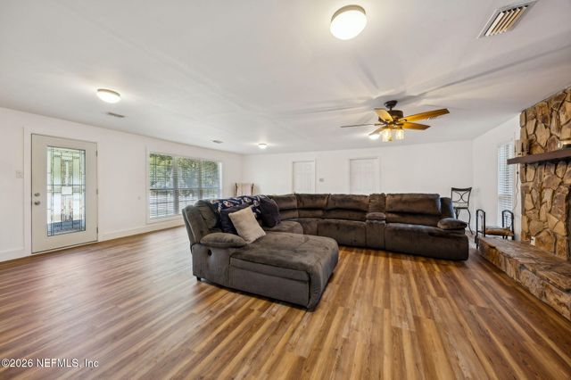 85091 RADIO Avenue, Yulee, FL 32097