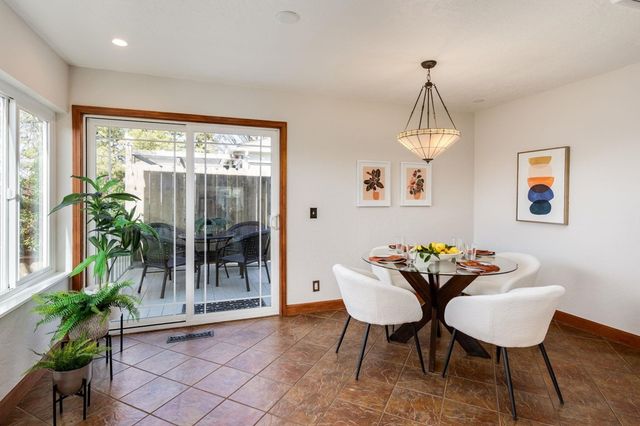 4125 4125 Kuhnle Ave, Oakland, CA 94605