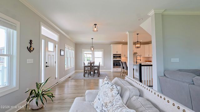 212 Marshside Landing, Holly Ridge, NC 28445