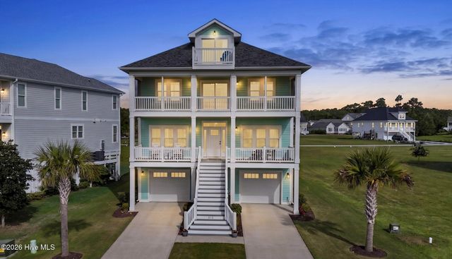 212 Marshside Landing, Holly Ridge, NC 28445