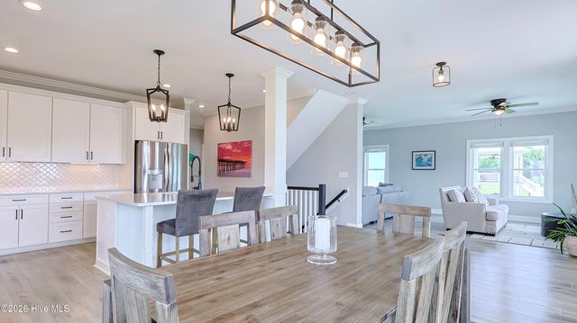 212 Marshside Landing, Holly Ridge, NC 28445