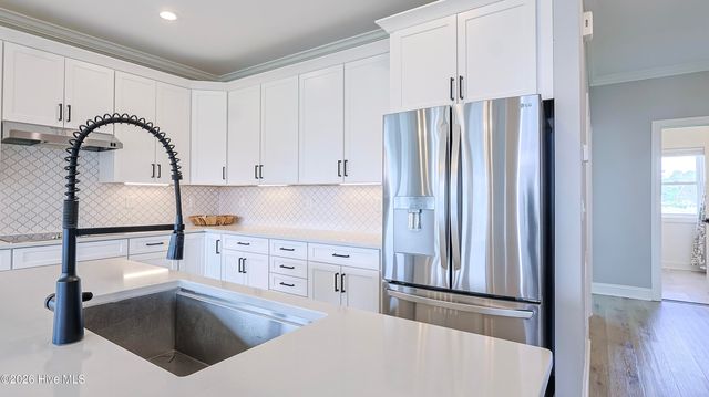 212 Marshside Landing, Holly Ridge, NC 28445
