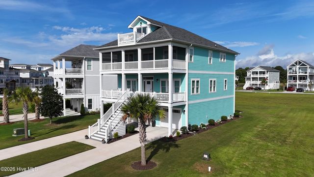 212 Marshside Landing, Holly Ridge, NC 28445