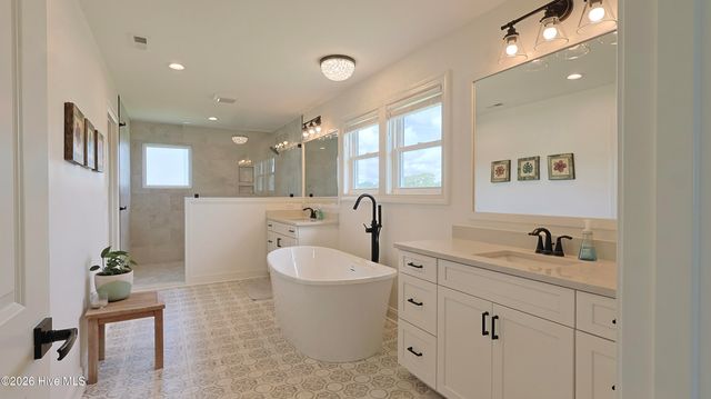212 Marshside Landing, Holly Ridge, NC 28445
