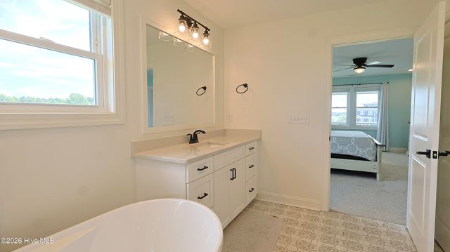 212 Marshside Landing, Holly Ridge, NC 28445