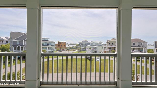 212 Marshside Landing, Holly Ridge, NC 28445