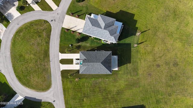 212 Marshside Landing, Holly Ridge, NC 28445