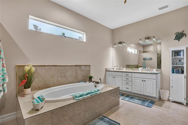 5497 56TH COURT E, Bradenton, FL 34203