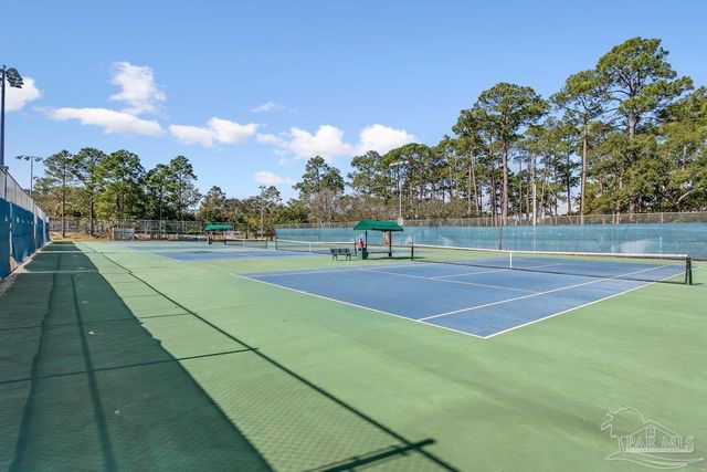 1200 Shoreline Dr 303, Gulf Breeze, FL 32561