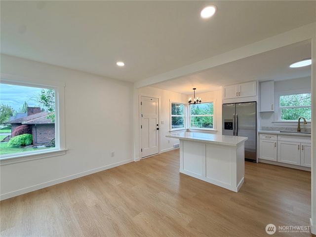 1944 S Ash Street, Tacoma, WA 98405