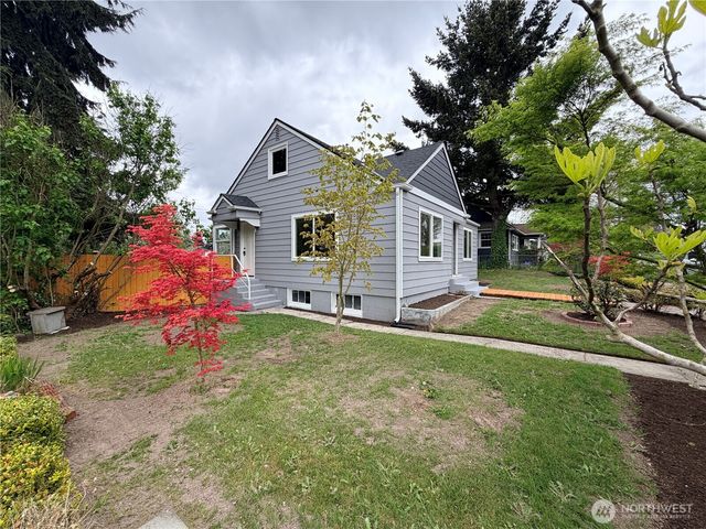 1944 S Ash Street, Tacoma, WA 98405