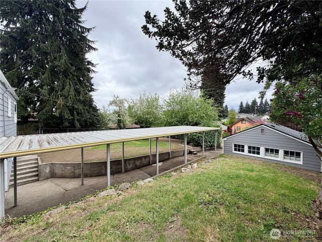 1944 S Ash Street, Tacoma, WA 98405