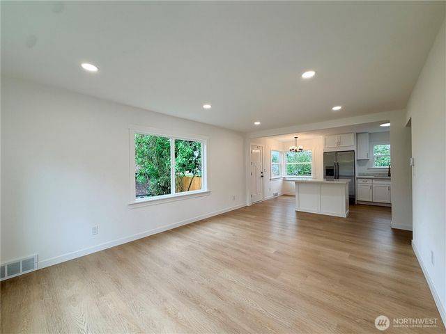 1944 S Ash Street, Tacoma, WA 98405