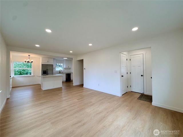 1944 S Ash Street, Tacoma, WA 98405