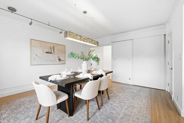 90 Commonwealth Ave 22, Boston, MA 02116