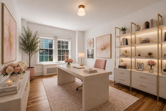 90 Commonwealth Ave 22, Boston, MA 02116