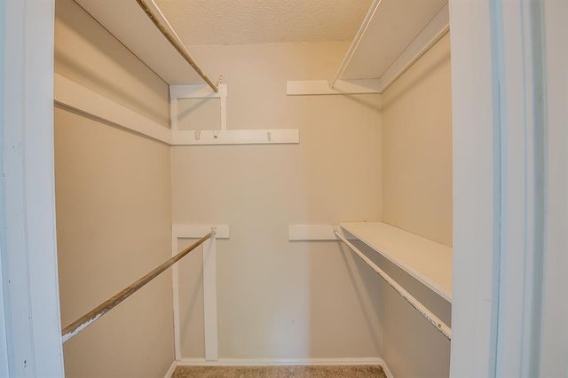 9305 S Winston Way, Oklahoma City, OK 73139