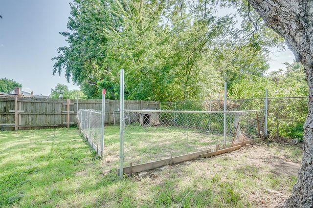 9305 S Winston Way, Oklahoma City, OK 73139