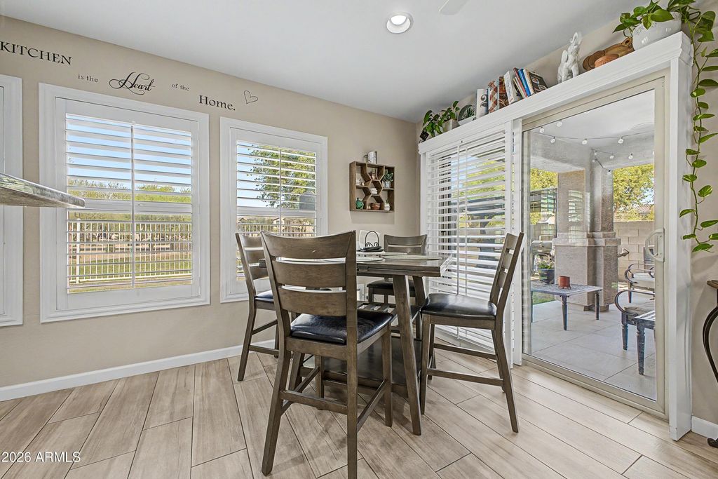 Image 10 of property listing at 4847 N 110TH Lane, Phoenix, AZ 85037