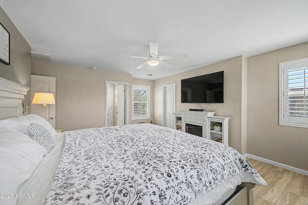 Image 16 of property listing at 4847 N 110TH Lane, Phoenix, AZ 85037