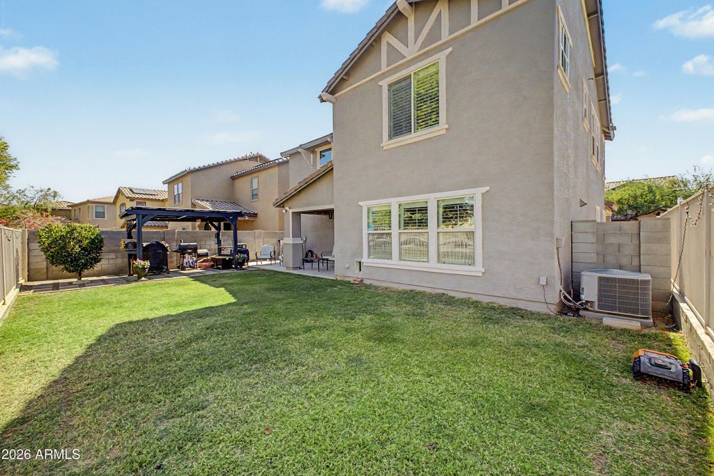 Image 31 of property listing at 4847 N 110TH Lane, Phoenix, AZ 85037