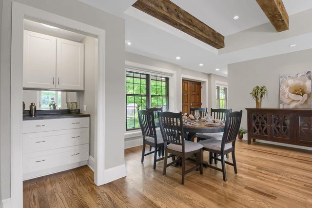 3465 Deephaven Avenue, Wayzata, MN 55391