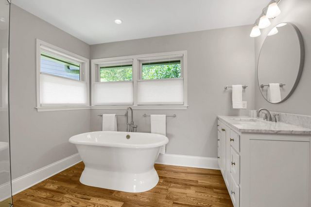 3465 Deephaven Avenue, Wayzata, MN 55391