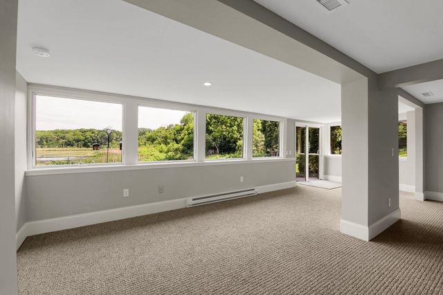 3465 Deephaven Avenue, Wayzata, MN 55391