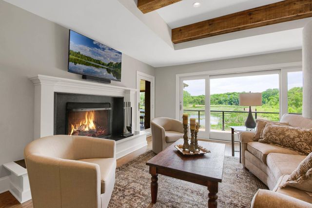 3465 Deephaven Avenue, Wayzata, MN 55391