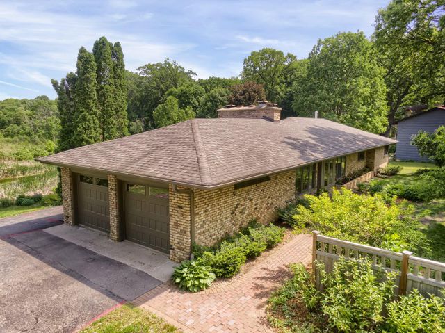 3465 Deephaven Avenue, Wayzata, MN 55391