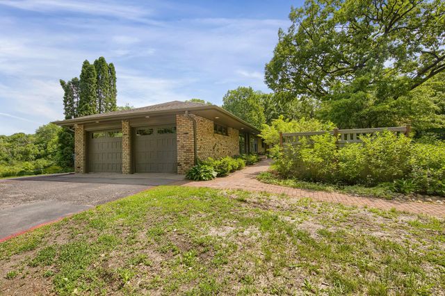 3465 Deephaven Avenue, Wayzata, MN 55391