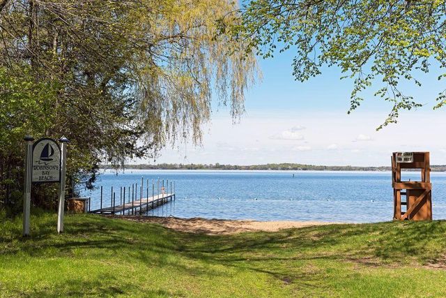 3465 Deephaven Avenue, Wayzata, MN 55391