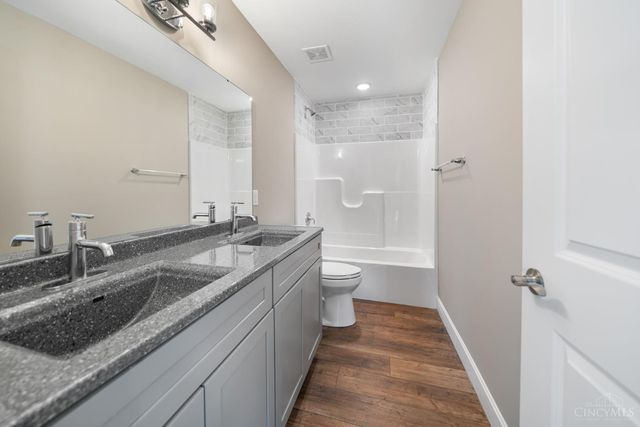 10390 Short Road, Harrison, OH 45030