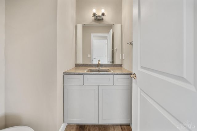 10390 Short Road, Harrison, OH 45030