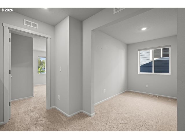 31343 Nw NORTH Ave, North Plains, OR 97133