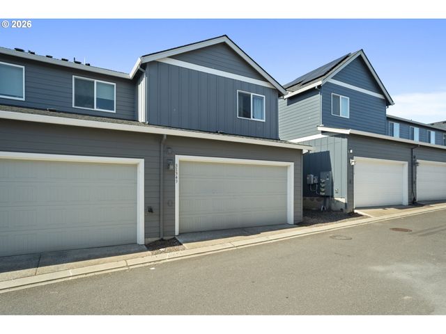 31343 Nw NORTH Ave, North Plains, OR 97133