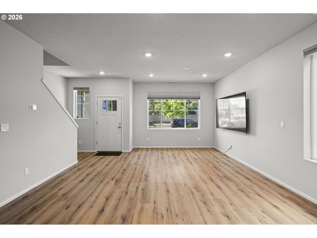 31343 Nw NORTH Ave, North Plains, OR 97133