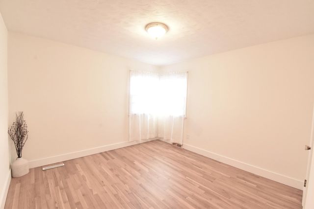 6658 N Farm Road 141, Springfield, MO 65803