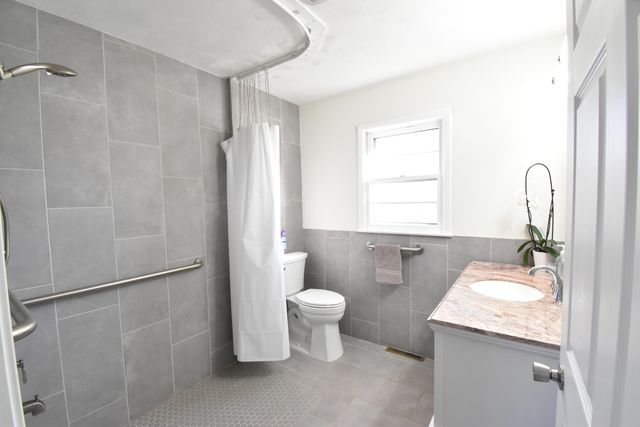 6658 N Farm Road 141, Springfield, MO 65803