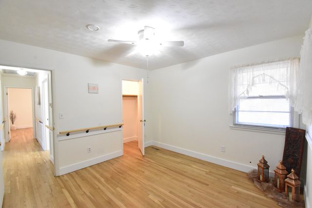 6658 N Farm Road 141, Springfield, MO 65803