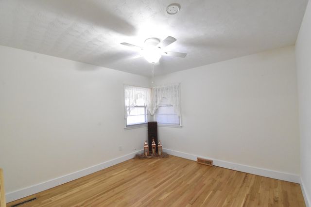 6658 N Farm Road 141, Springfield, MO 65803