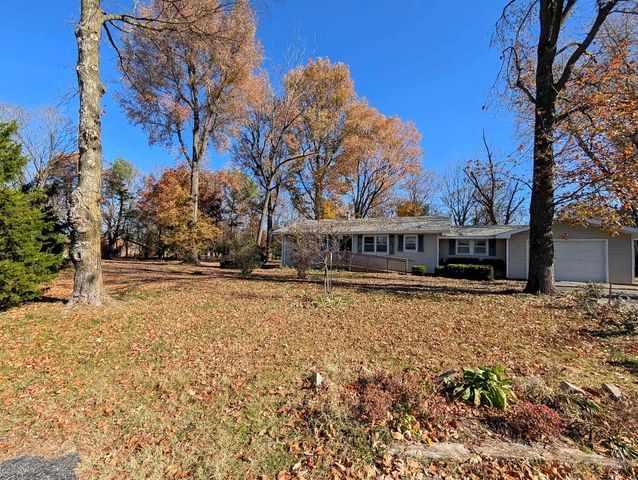 6658 N Farm Road 141, Springfield, MO 65803